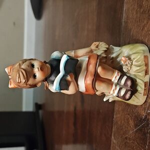 Vintage 1940s,50s Ceramic figurine